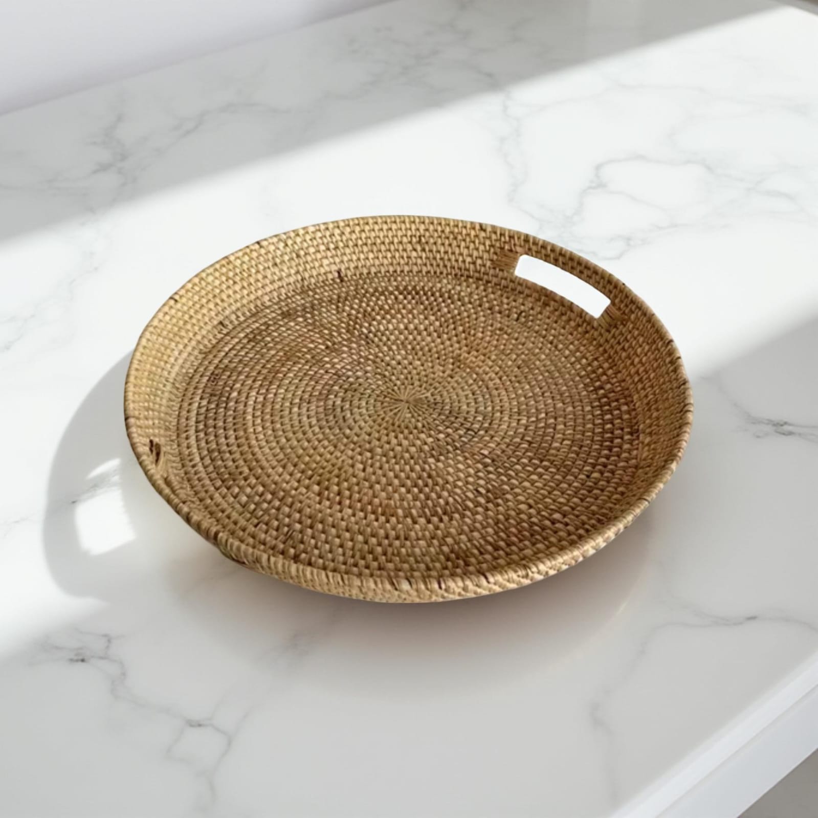 "Elang" Woven Tray Round