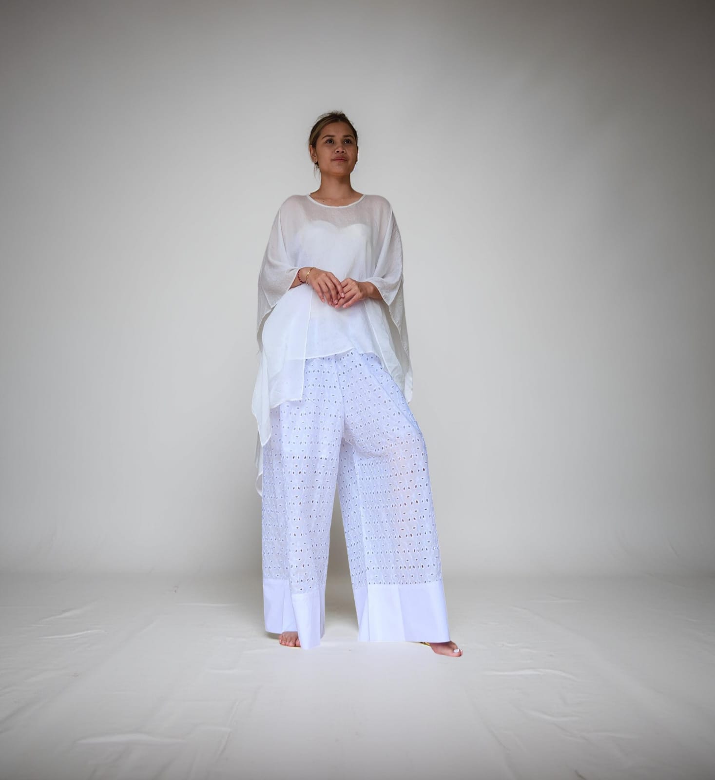 "Flamboyan" Blouse White