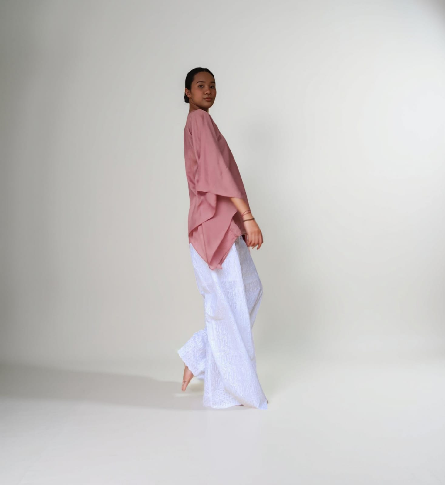 "Flamboyan" Embroidered Cotton Pants