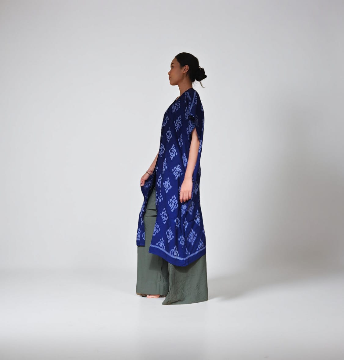 "Gumitir" Khaftan Midi Blue