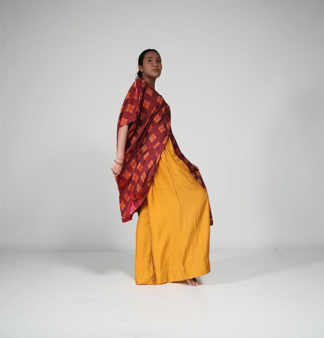 "Gumitir" Khaftan Midi Red mix Orange